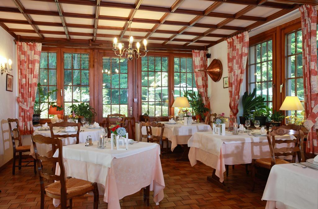 Hotel-Restaurant Du Chateau D'Andlau Barr Exteriör bild